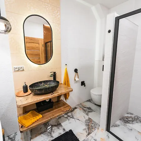 Luxapart Golf דירה אוסטרביצה