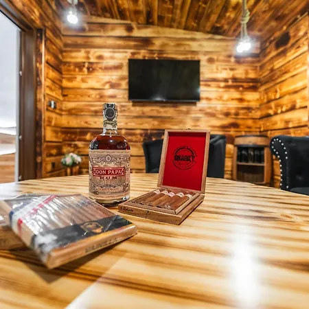 Luxapart Golf דירה אוסטרביצה